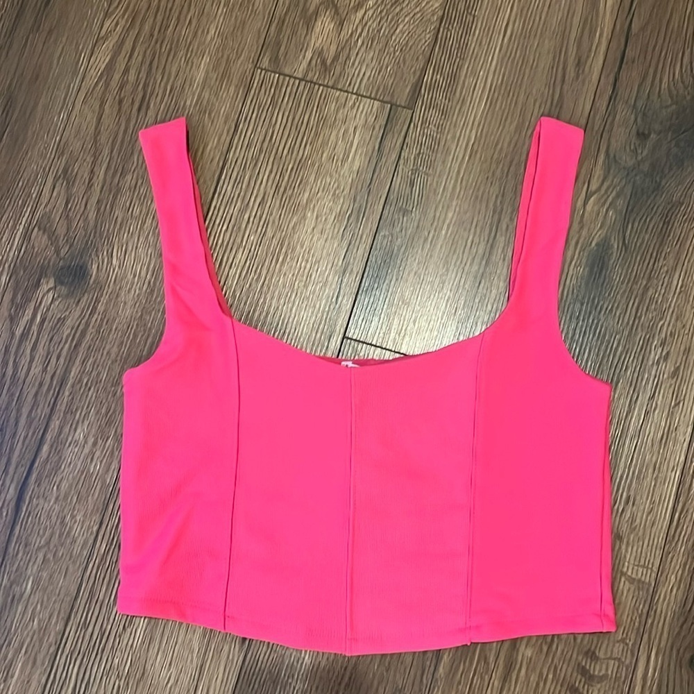 NWT Size large pink tank top